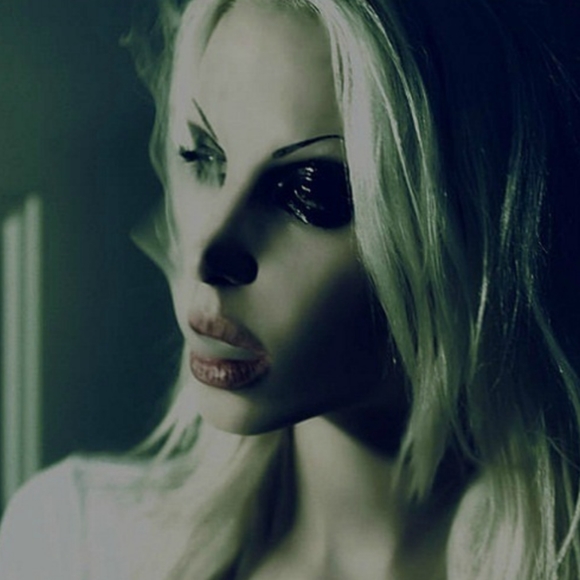 Meet your Posher, Ava! - Picture 6 of 7